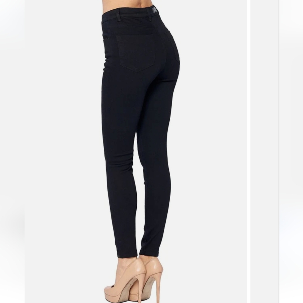 NWT Black Pants Jegging Jeans Women's Juniors Size 15 BRAND NEW!